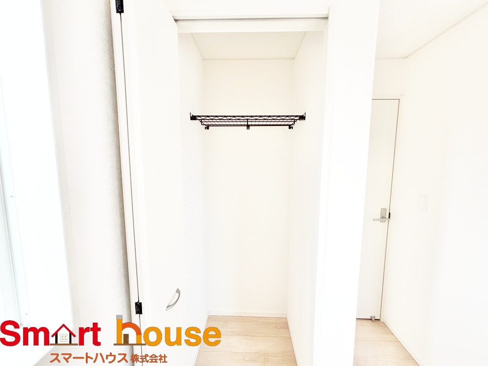 厚木市下荻野第１８の収納