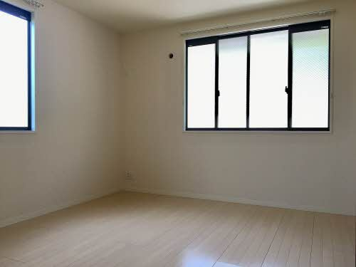 メイプルヒルズの居間・リビング