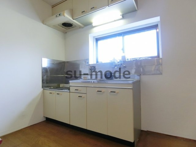 五十鈴ハイツ西館のキッチン