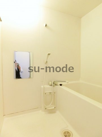 五十鈴ハイツ西館の浴室