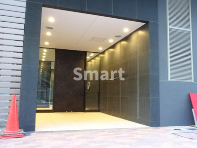 【エントランス】 | グレーシアタワー三鷹