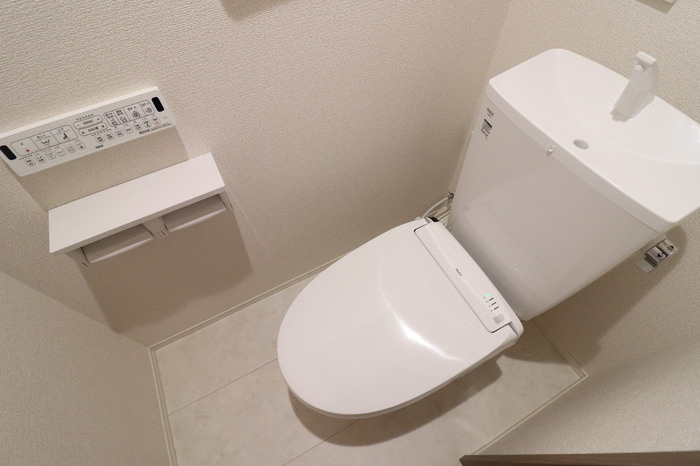 さいたま市浦和区針ヶ谷１丁目のアパートのトイレ