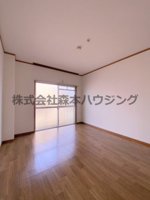【洋室】 | 　中村マンション | 個人の部屋や寝室として使える洋室です