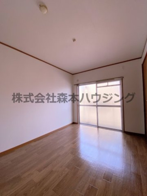 【洋室】 | 　中村マンション | 広々とした洋室です