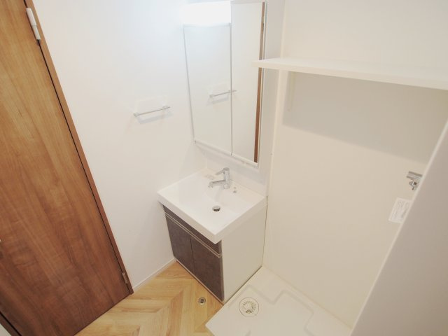 Regalest-Smart KAITAの洗面所