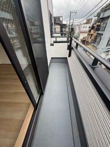 西が丘２丁目新築戸建のバルコニー
