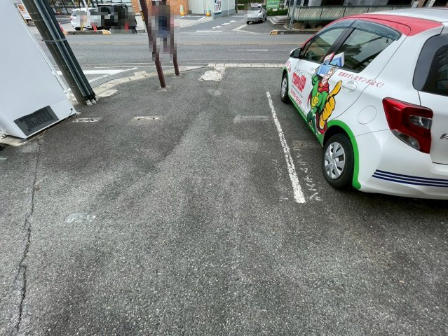 西町　金井ビルの駐車場