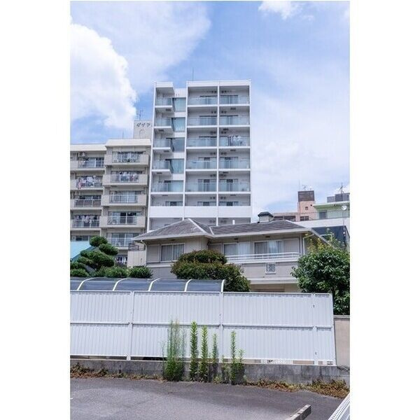 CATTLEYA　GARDENの外観