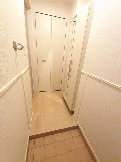 メゾフォルテⅤの玄関