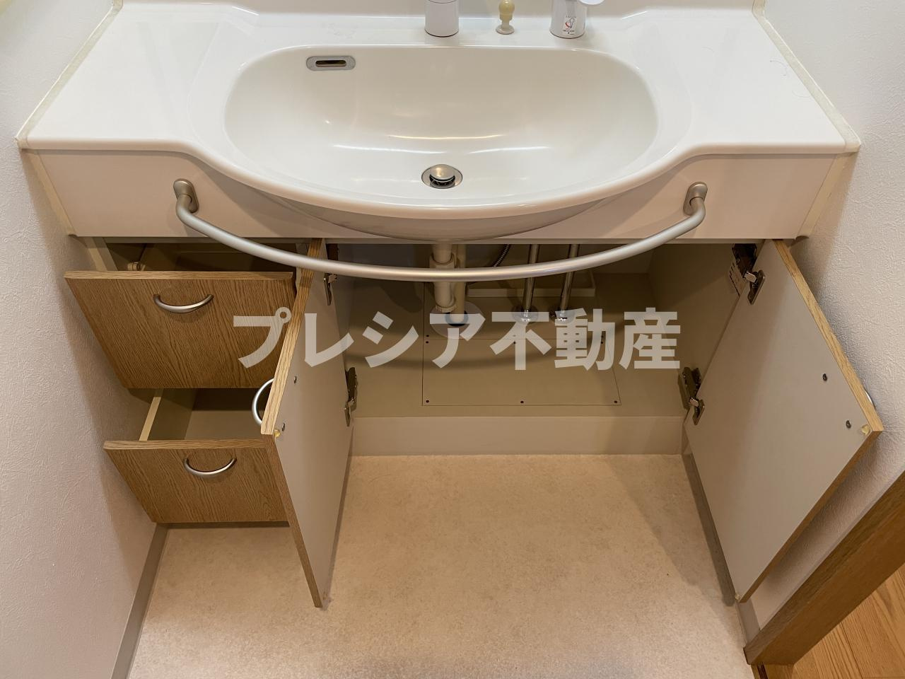 甲子園四番町ハイツの収納