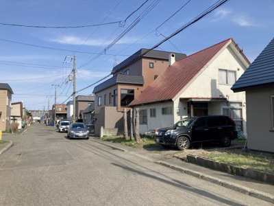 【前面道路含む現地写真】 | 手稲区星置1-7 | 周辺は自然豊かで潤いある環境の住宅街♪