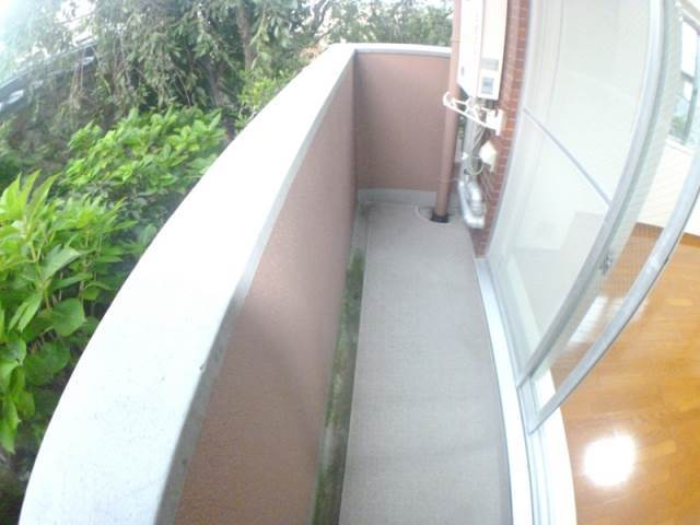 萌NAKATANIのバルコニー