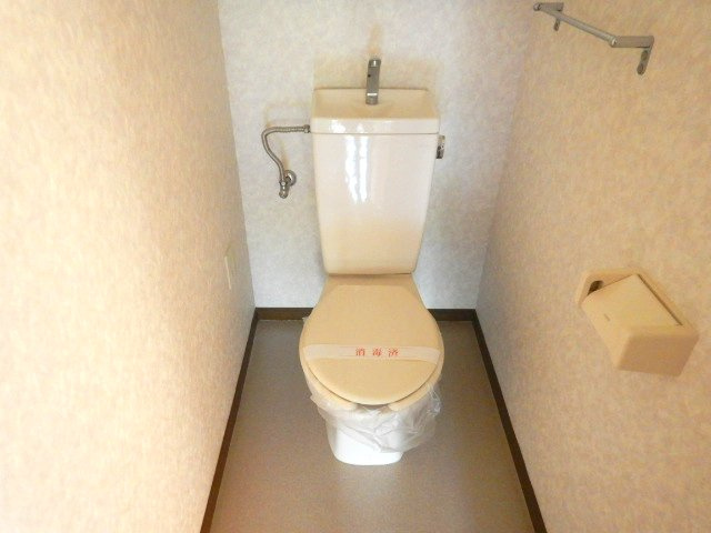ハイネス岡本のトイレ
