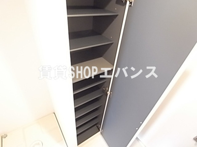 【玄関】 | リブリ・ラシーナⅡ