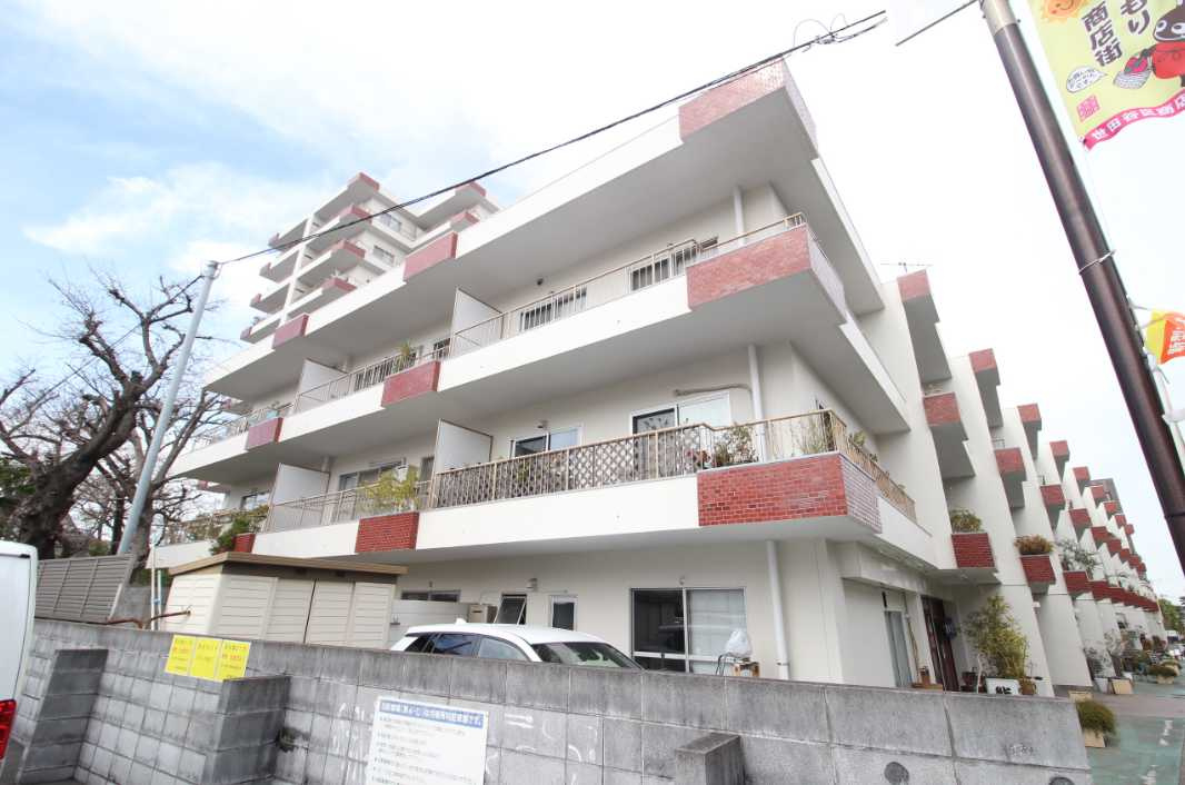 弦巻リハイム　分譲賃貸　独立洗面台　バルコニー広めの外観