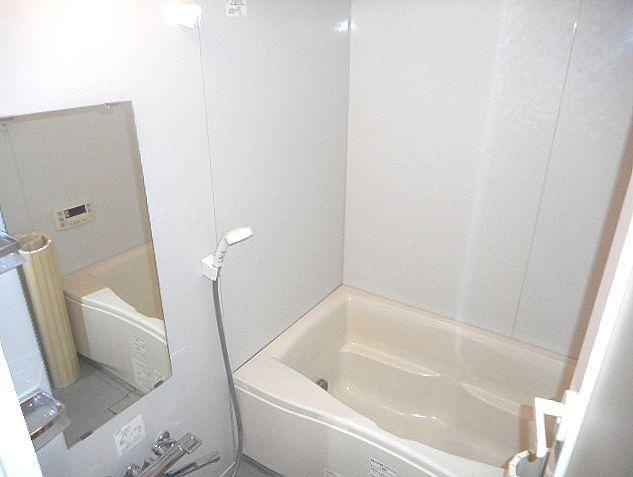 クオーレ浅草の浴室