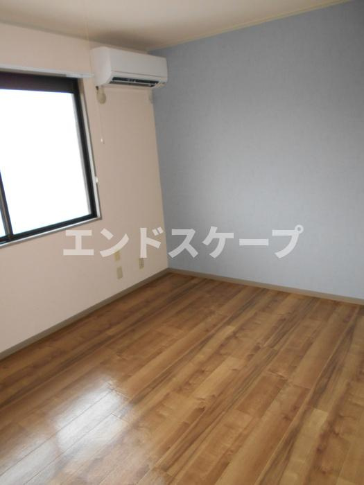 ヴェルフィーユAの居間・リビング|高崎、前橋、伊勢崎エリアのお部屋探しはエンドスケープまで！お客様の理想お聞かせ下さい♪