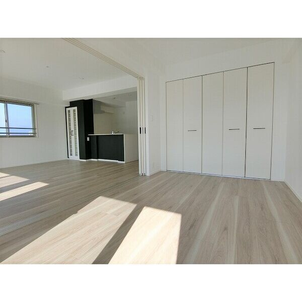 ウェスタ久留米けやき通り1の居間・リビング|おしゃれなリビングです