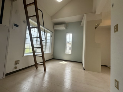 【居間・リビング】 | パンシオン湘南台No.2