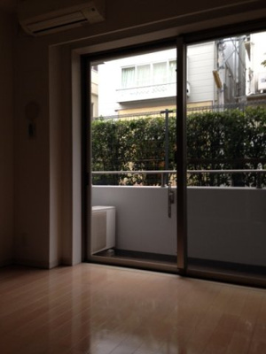 【居間・リビング】 | グラシア恵比寿