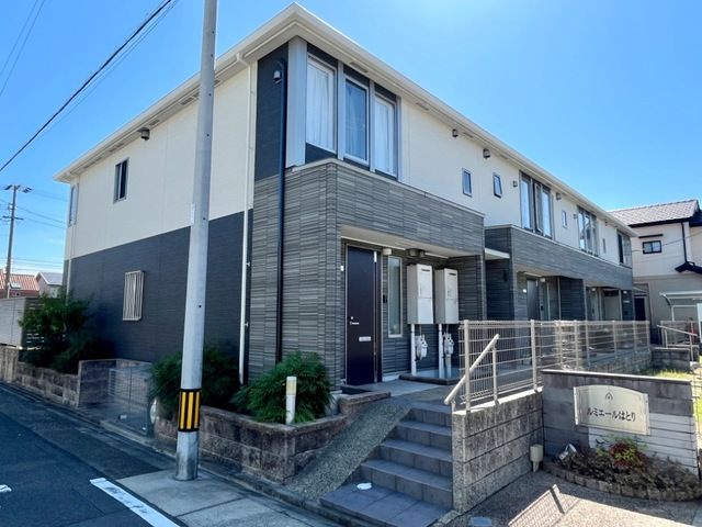 ルミエールはとりの外観