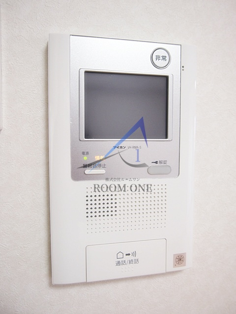 ルーブル東蒲田伍番館のセキュリティ|モニター付きインターホンです。
