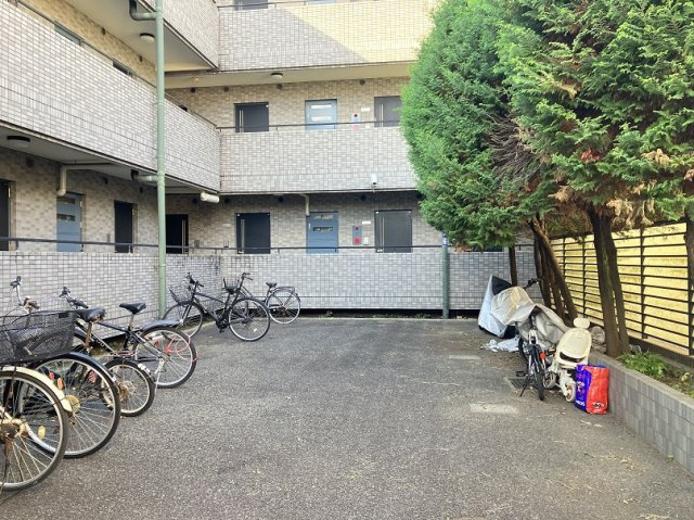 プライムアーバン武蔵野ヒルズＢ棟のその他共用部分|自転車駐輪場（無料）