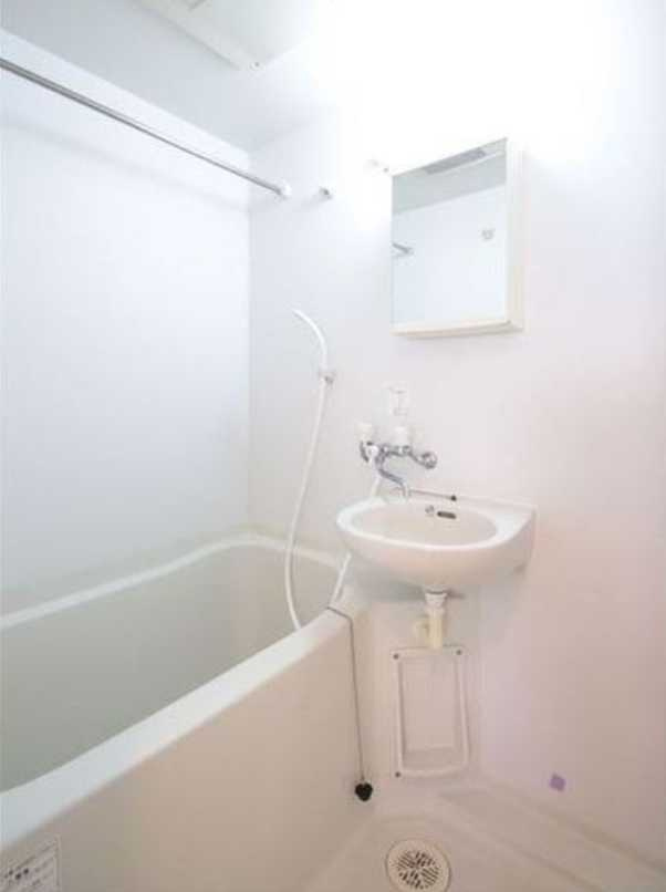 ヴェルト三軒茶屋Ⅱ　駅近　礼金０　分譲賃貸の浴室