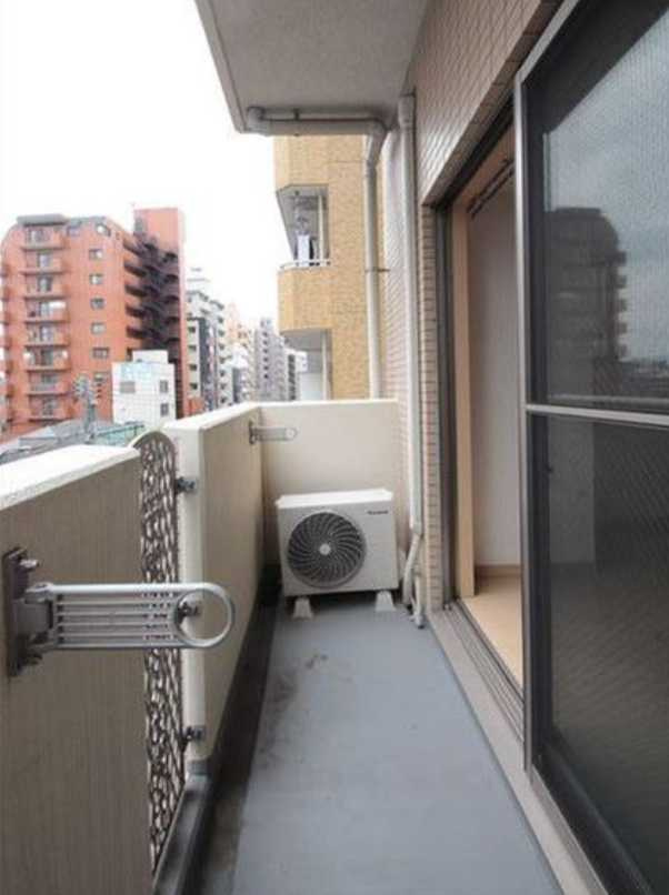 ヴェルト三軒茶屋Ⅱ　駅近　礼金０　分譲賃貸のバルコニー
