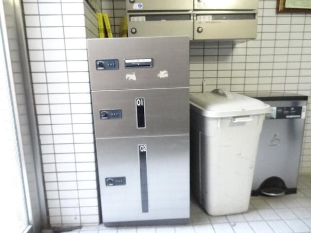宅配ボックス