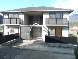 広島市安佐北区小河原町のアパートの外観