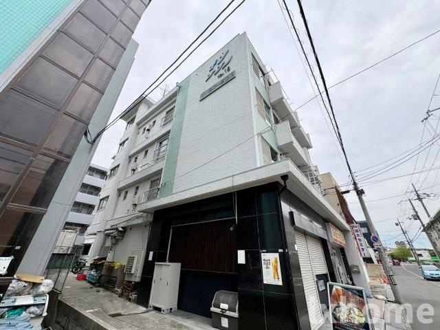 ナンノ第13号館の外観