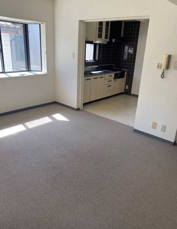 藤和三宿コープ　和室　南西角部屋　ファミリー向けの内装