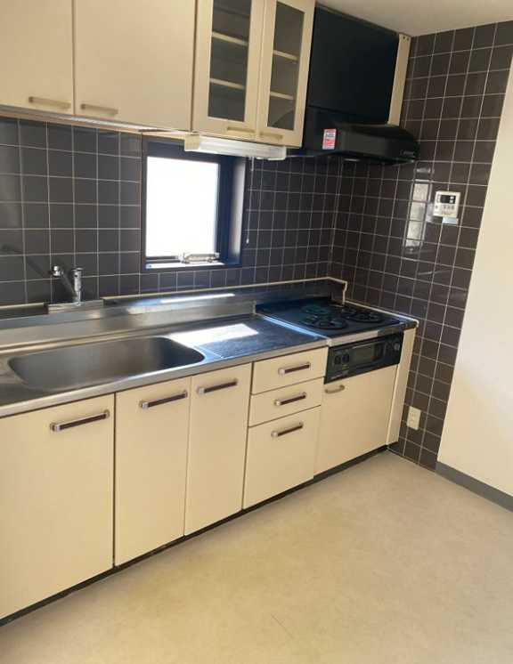 藤和三宿コープ　和室　南西角部屋　ファミリー向けのキッチン