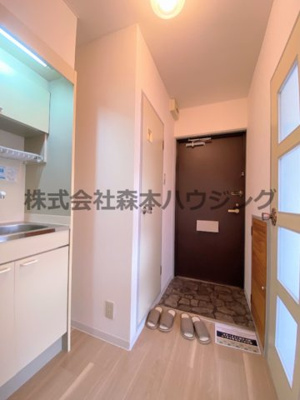 【内装】 | 　シャルマン大宮 | 内装は落ち着いています