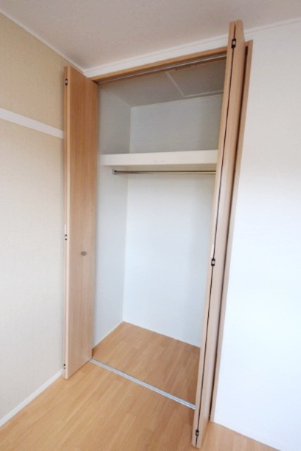 ソレイユ港南の収納