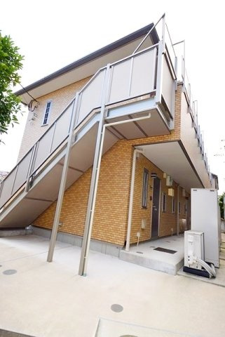 ソレイユ港南の外観