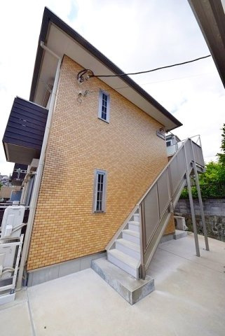 ソレイユ港南の外観