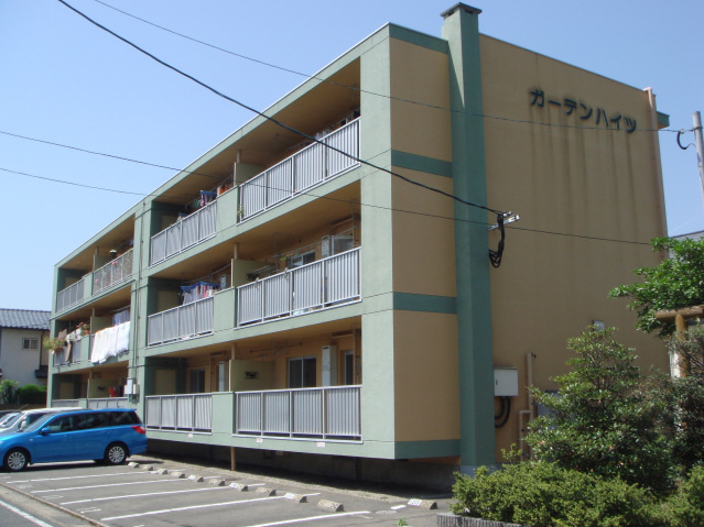 ガーデンハイツ都府楼の外観