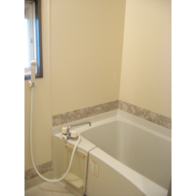 ファーストMの浴室