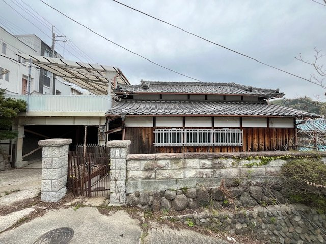 河内長野市本町戸建の外観
