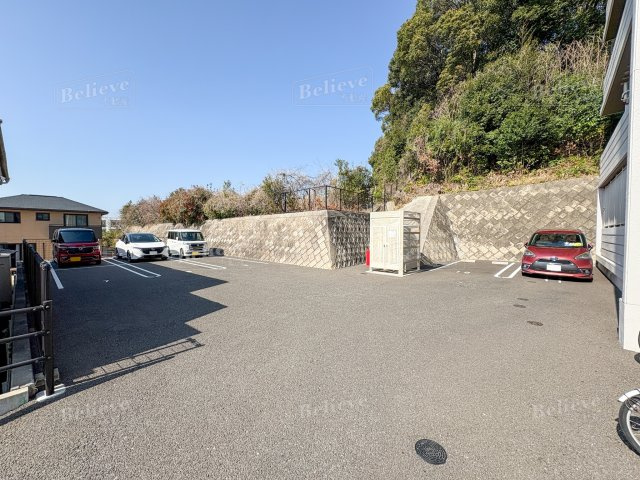 AlettA合川町弐番館の駐車場|駐車スペースもあります☆