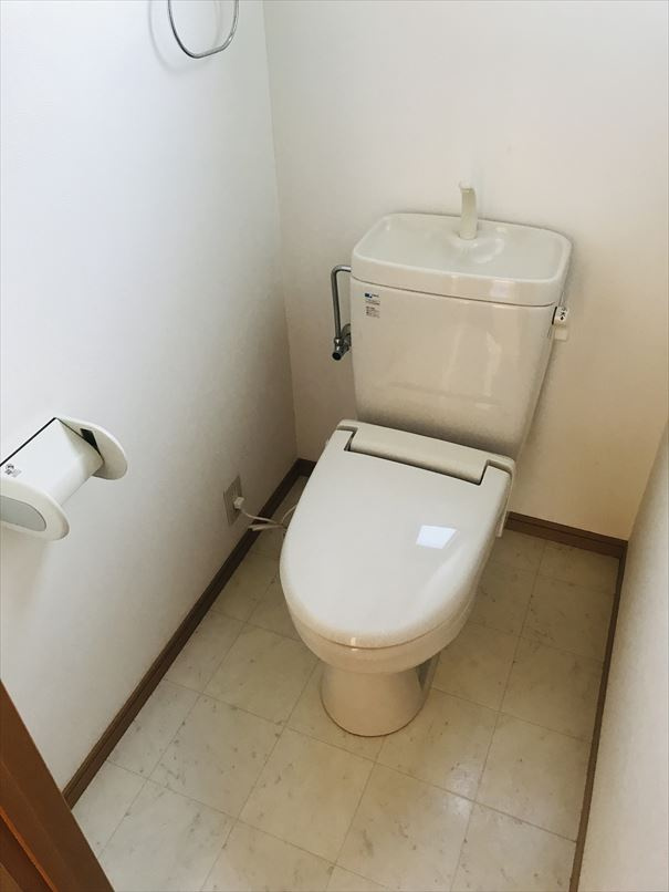 クレアーレハセガワのトイレ|落ち着いたトイレです