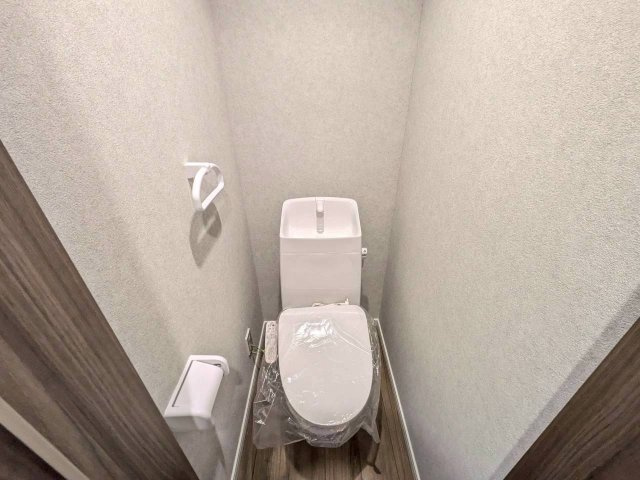 Sol-HiroaYOTSUGIのトイレ|落ち着いた色調のトイレです