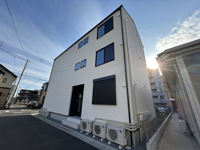 アルサーヴ千葉の外観|落ち着いた雰囲気の外観です