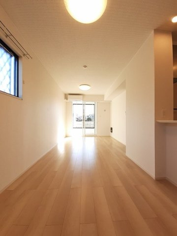 フォルムの居間・リビング|ゆったり過ごせる居間です