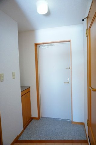 プライドの玄関|明るい玄関です