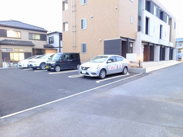 カーム・ハイツの駐車場|駐車場です