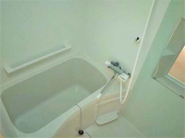 クレイノエンジョイライフの浴室|ゆったり過ごせるお風呂です