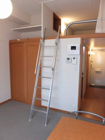 レオパレスシャンテ幕張の内装|内装は落ち着いています